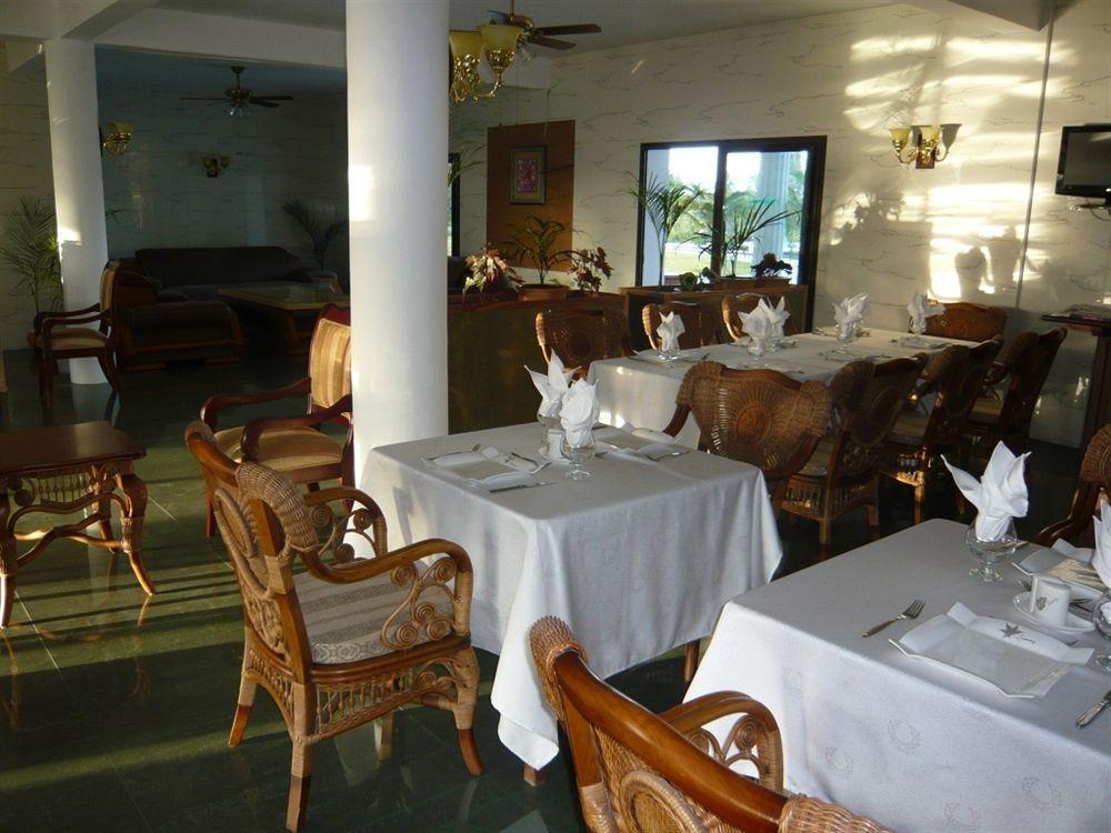Sunny Golf Hotel Toamasina Exterior photo